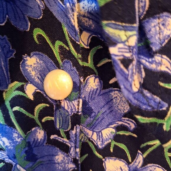 Sarin Girls Size M Short Romper Blue Floral Tie Waist Button Up Rayon Pockets - Picture 6 of 14